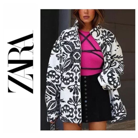 NWT Zara Blogger’s Favorite Printed Quilted Oversized Sweatshirt Jacket, Medium - Picture 1 of 16